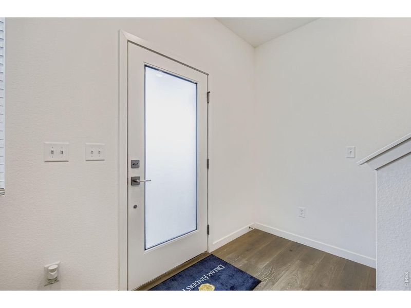 Spacious, unfurnished interior of a new home in , Fort Collins (Image 22).