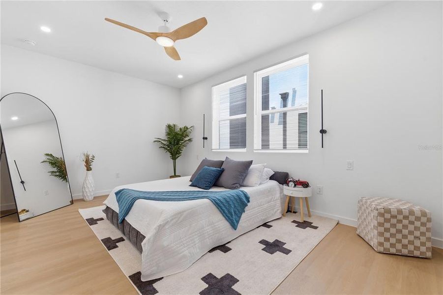 Furnished interior view inside a new home in , St. Petersburg (Image 18).