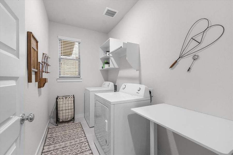 Furnished interior view inside a new home in , Fort Worth (Image 12).