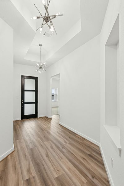 Spacious, unfurnished interior of a new home in University Heights, Round Rock (Image 23).