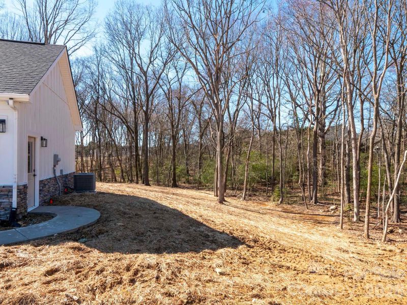 Exterior details and patio area of a home in , Monroe (Image 18).