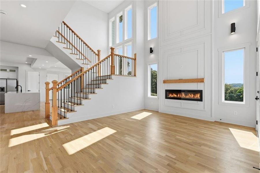 Spacious, unfurnished interior of a new home in , Clermont (Image 45).