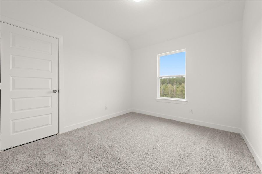 Spacious, unfurnished interior of a new home in COLTON™ - 45', Todd Mission (Image 20).