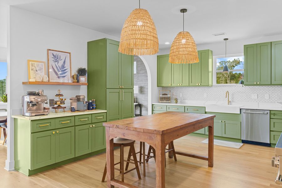 Furnished interior view inside a new home in , Charleston (Image 31).