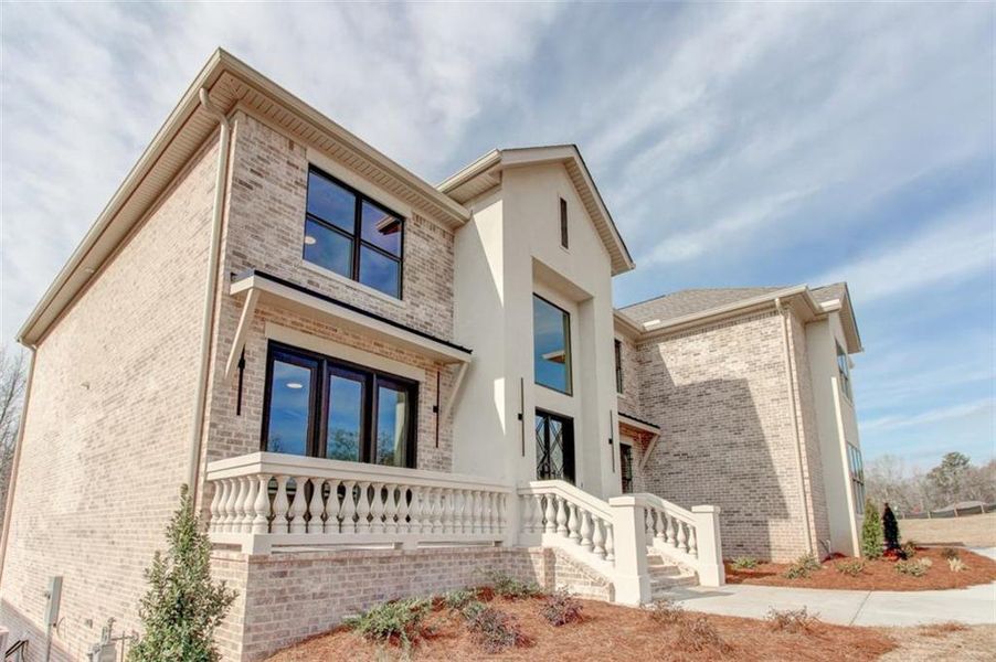 Image 52 of a home in .