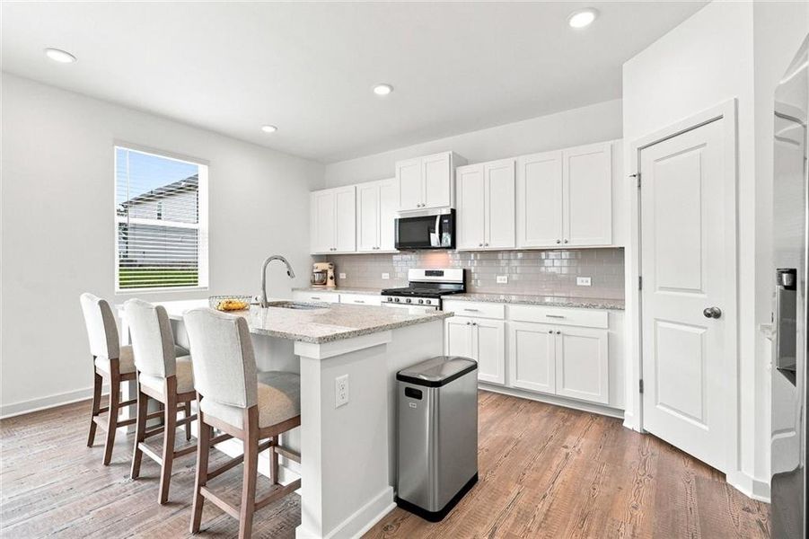 Furnished interior view inside a new home in , Grayson (Image 8).