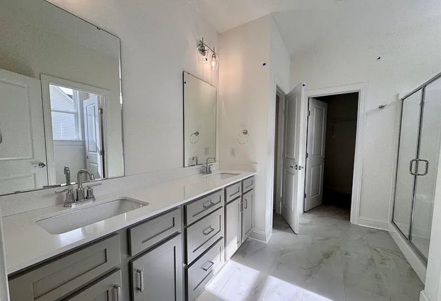 Furnished interior view inside a new home in Country Club Creek, Ayden (Image 8).
