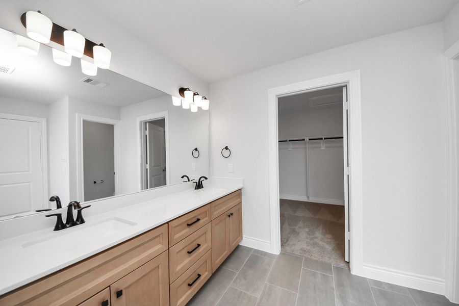 Furnished interior view inside a new home in Lexington Heights, Willis (Image 13).
