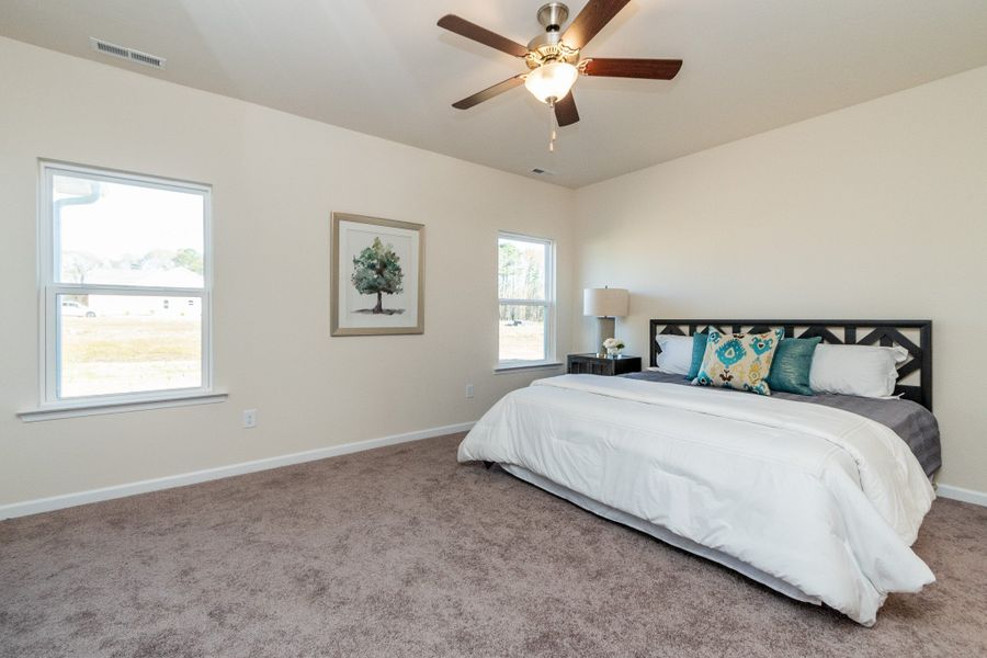 Furnished interior view inside a new home in The Oaks, Clarksville (Image 15).