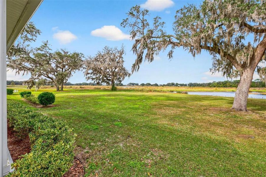 Exterior details and patio area of a home in , Oxford (Image 3).