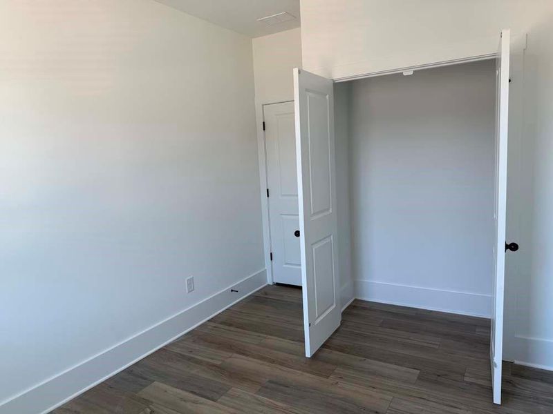 Spacious, unfurnished interior of a new home in Park Vue, Atlanta (Image 43). Spacious, unfurnished interior of a new home in Park Vue, Atlanta (Image 43).