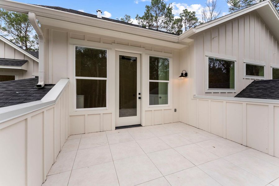 This bedroom has a lanai as well!