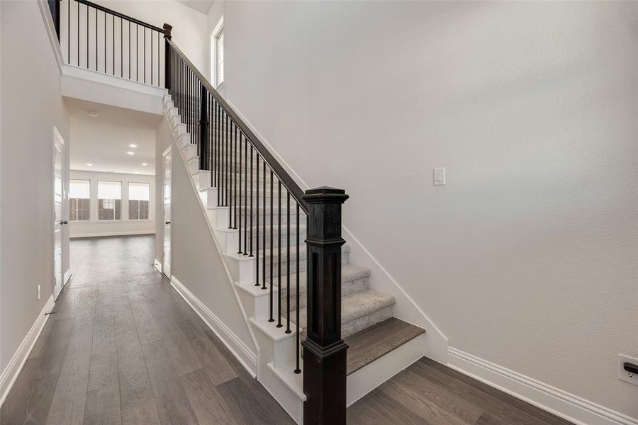 Spacious, unfurnished interior of a new home in Spiritas Ranch, Little Elm (Image 22).
