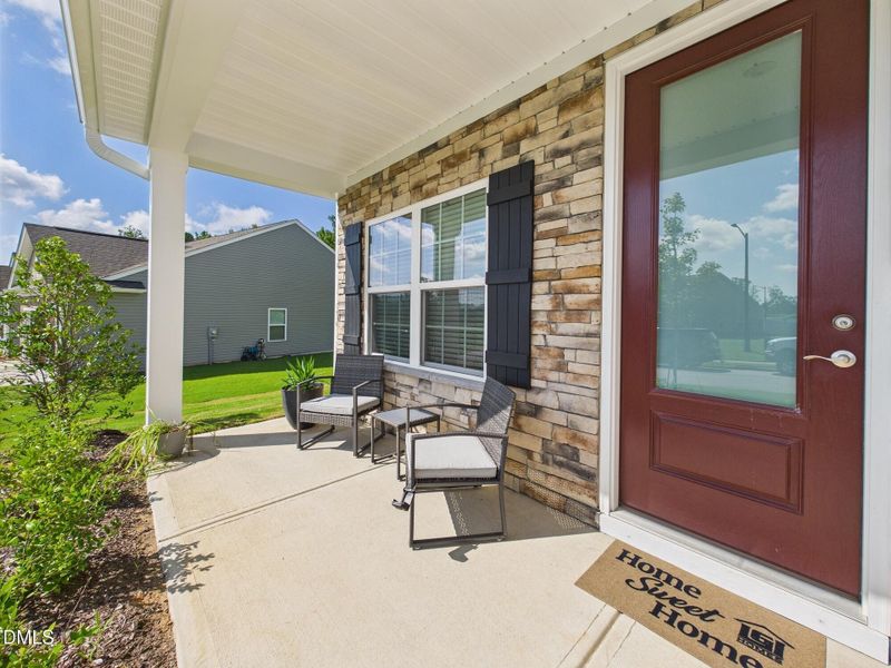 CAM01608G0-PR0104-STILL011