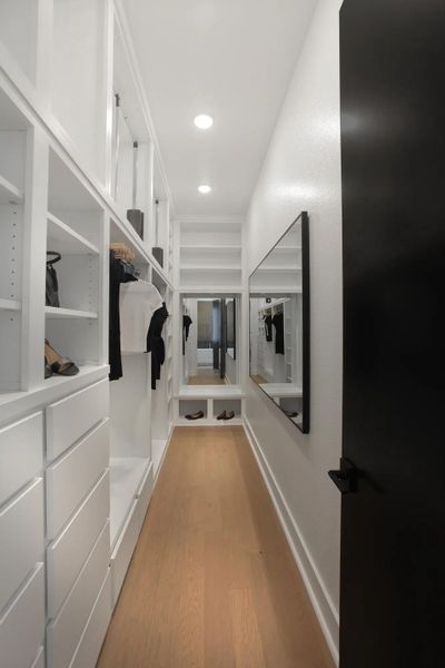 Tivoli Primary Closet