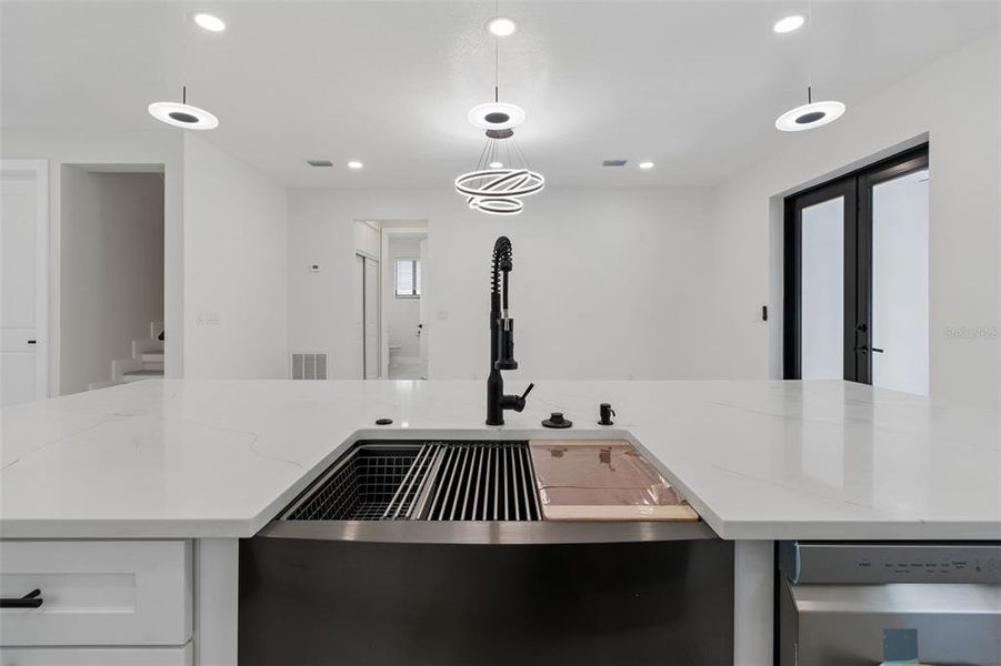 Image 75 of a home in .