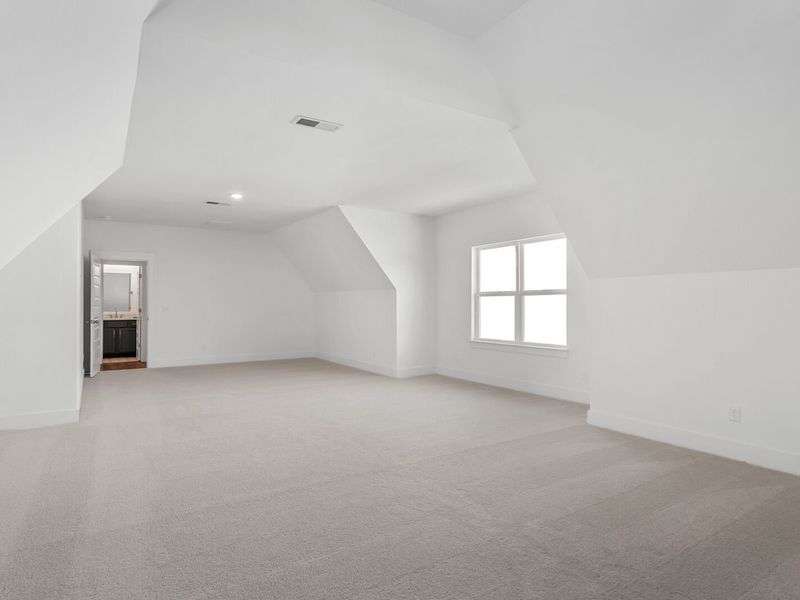 Spacious, unfurnished interior of a new home in Shelton Square, Murfreesboro (Image 42).