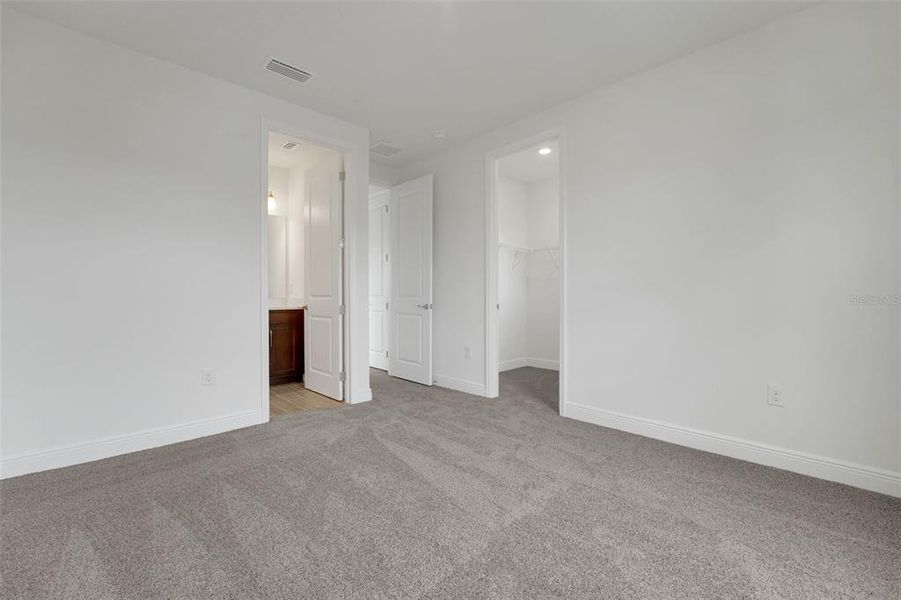 Spacious, unfurnished interior of a new home in Seaire, Parrish (Image 34).