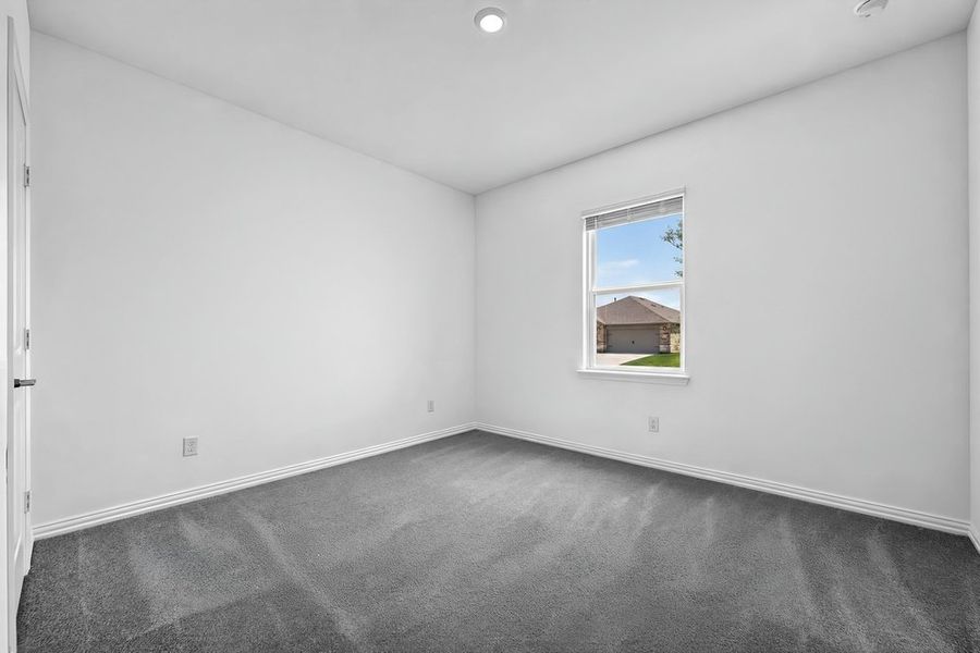 Spacious, unfurnished interior of a new home in Parks at Foster Crossing, Anna (Image 21).
