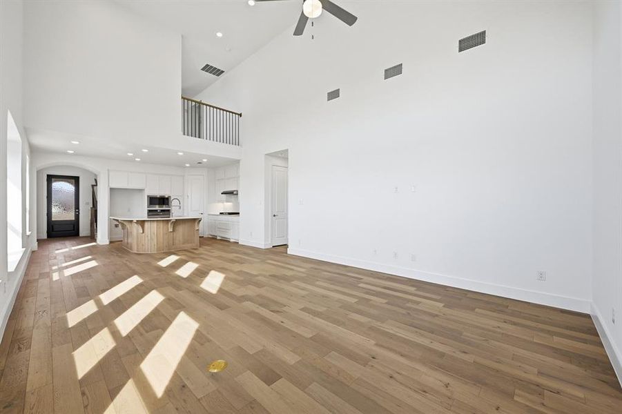 Spacious, unfurnished interior of a new home in Mosaic, Celina (Image 18).