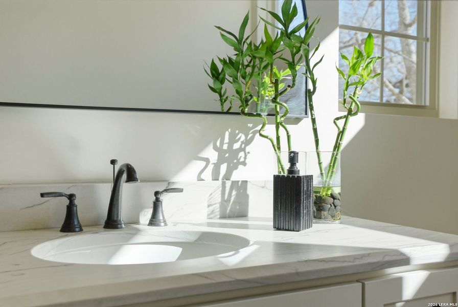 Close-up of interior finishes inside a home in , Terrell Hills (Image 21).