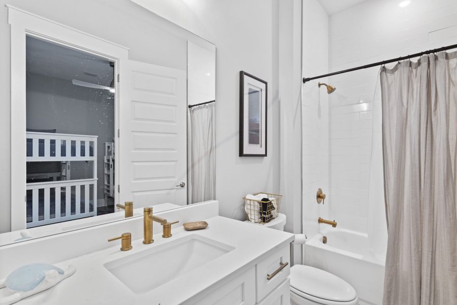 Furnished interior view inside a new home in Twin Palms, Inlet Beach (Image 18).