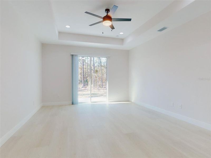 Spacious, unfurnished interior of a new home in , Ocala (Image 48).