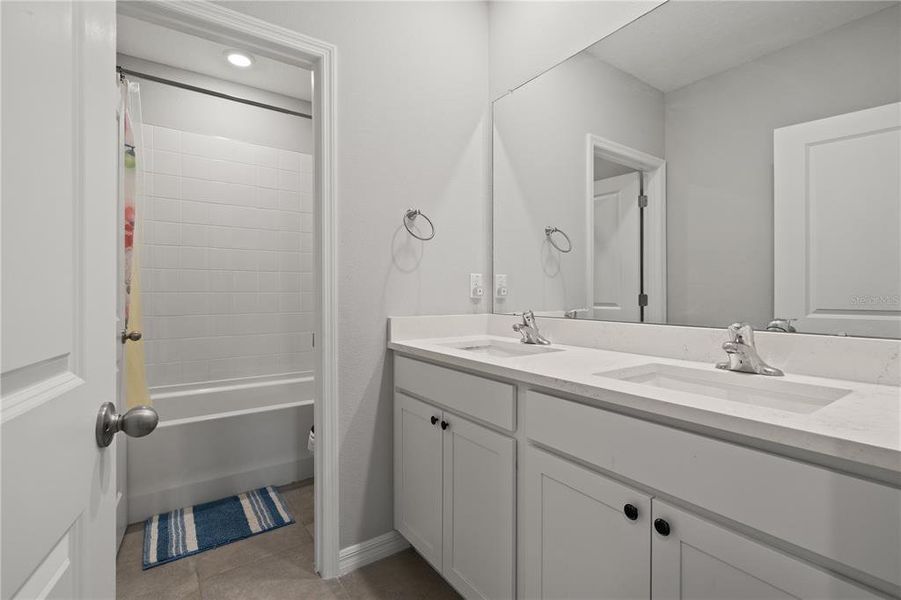 Furnished interior view inside a new home in , Wesley Chapel (Image 32).