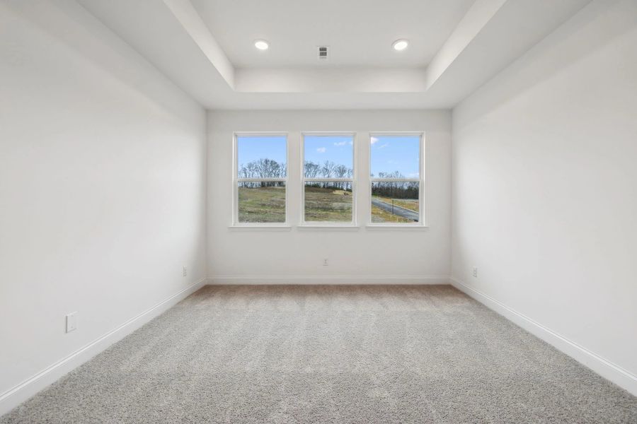 Spacious, unfurnished interior of a new home in Willow Landing, Mount Juliet (Image 15).