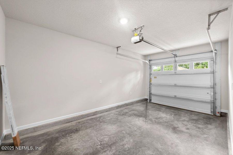 Spacious, unfurnished interior of a new home in , Jacksonville (Image 18). Spacious, unfurnished interior of a new home in , Jacksonville (Image 18).