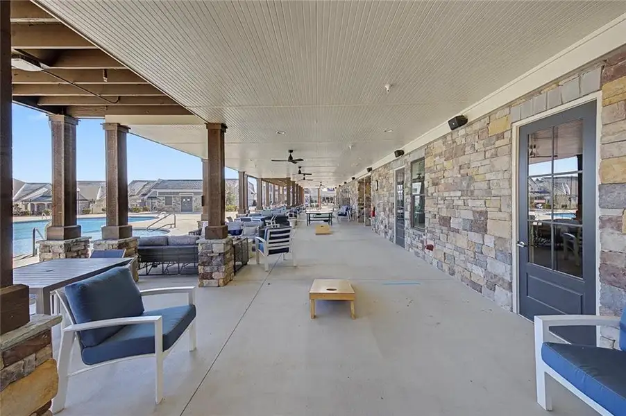 Community amenities in , Canton (Image 63).