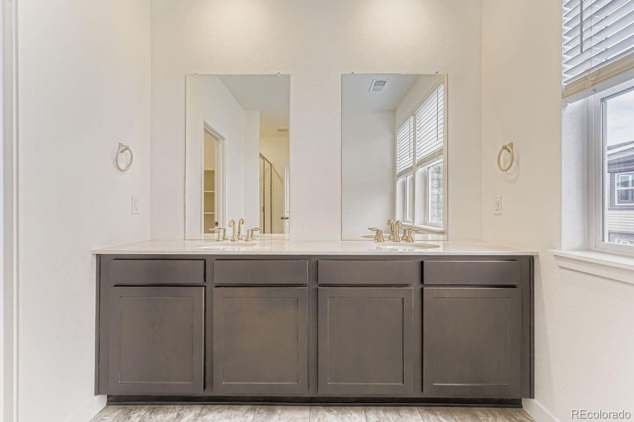 Furnished interior view inside a new home in , Centennial (Image 4).