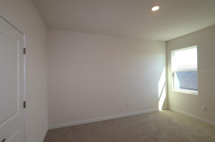 Spacious, unfurnished interior of a new home in , Apollo Beach (Image 16).