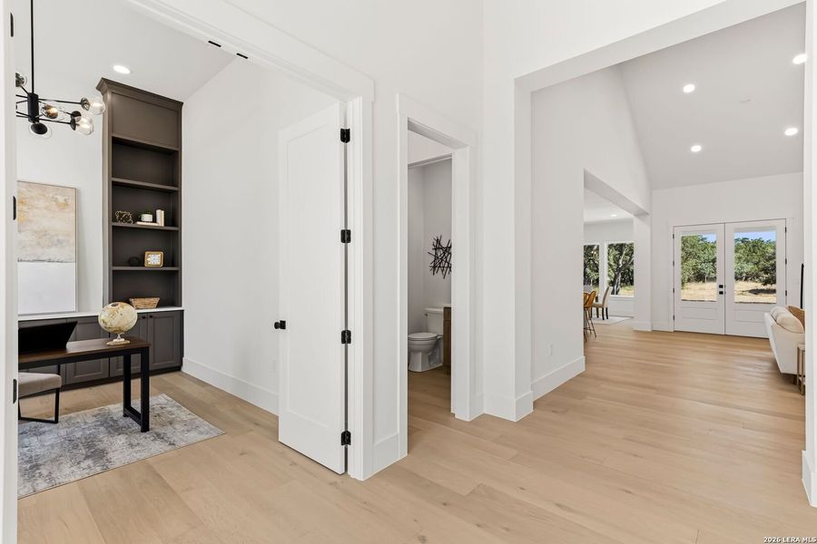 Furnished interior view inside a new home in , Boerne (Image 14).