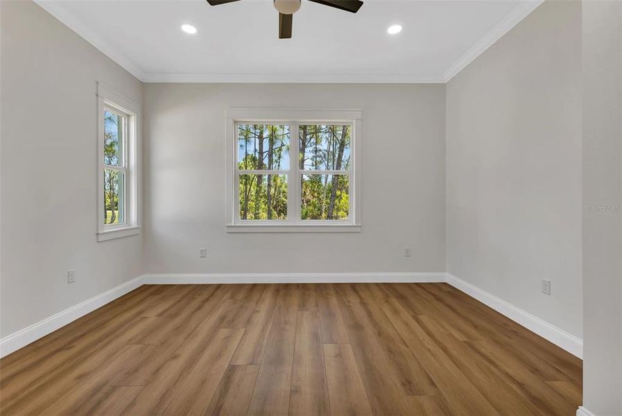 Spacious, unfurnished interior of a new home in , Port Charlotte (Image 29).