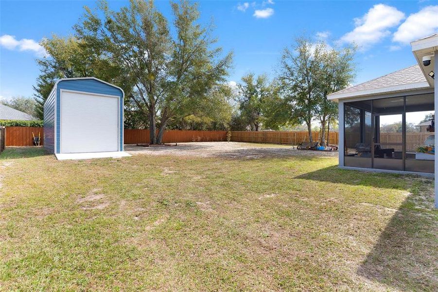 Exterior details and patio area of a home in , Umatilla (Image 29).