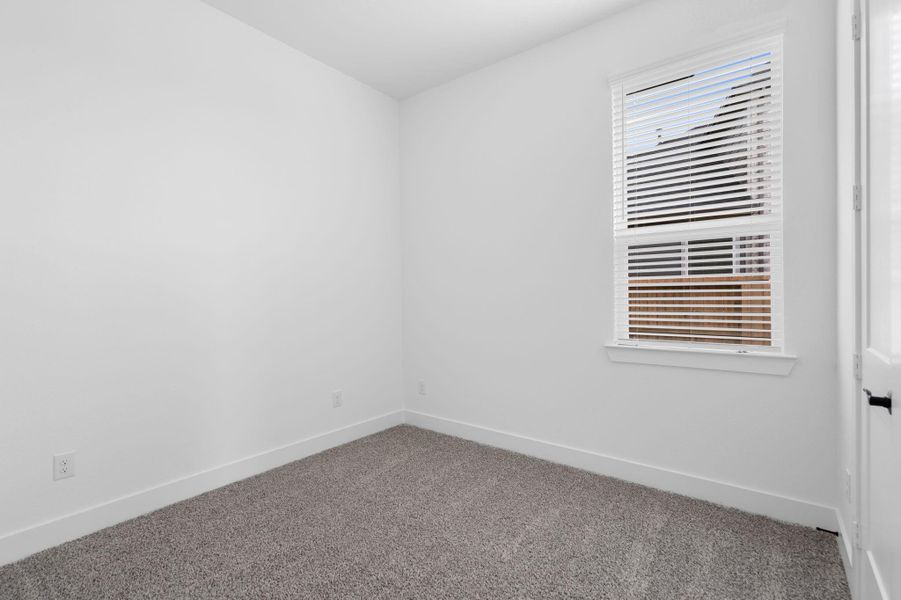 Spacious, unfurnished interior of a new home in Riceland, Mont Belvieu (Image 34).