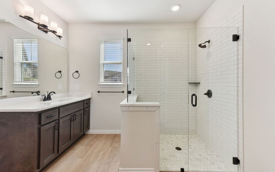 Furnished interior view inside a new home in Kissing Tree, San Marcos (Image 7).