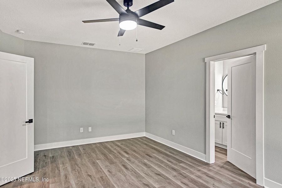Spacious, unfurnished interior of a new home in , St. Augustine (Image 16).