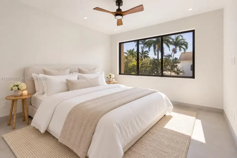 Furnished interior view inside a new home in , Fort Lauderdale (Image 19). Furnished interior view inside a new home in , Fort Lauderdale (Image 19).
