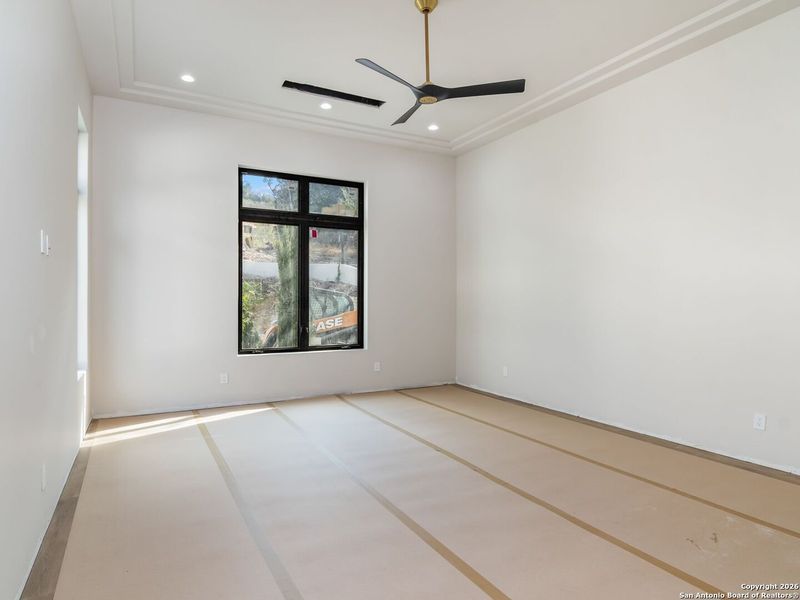 Image 35 of a home in .