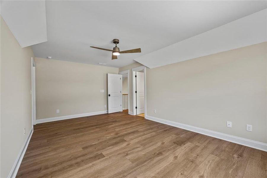 Spacious, unfurnished interior of a new home in , Monroe (Image 63).