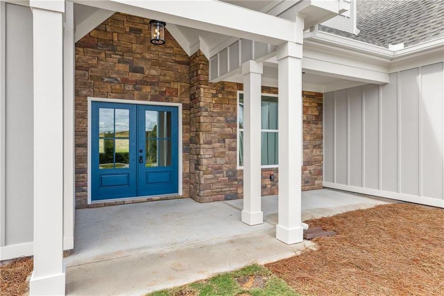 Exterior details and patio area of a home in , Jefferson (Image 3).
