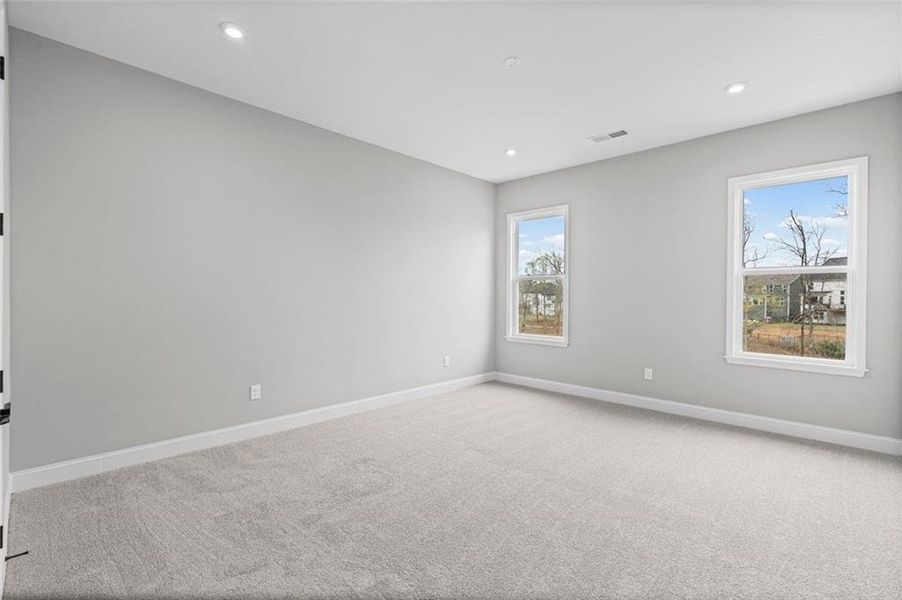 Spacious, unfurnished interior of a new home in Twin Lakes, Hoschton (Image 18). Spacious, unfurnished interior of a new home in Twin Lakes, Hoschton (Image 18).