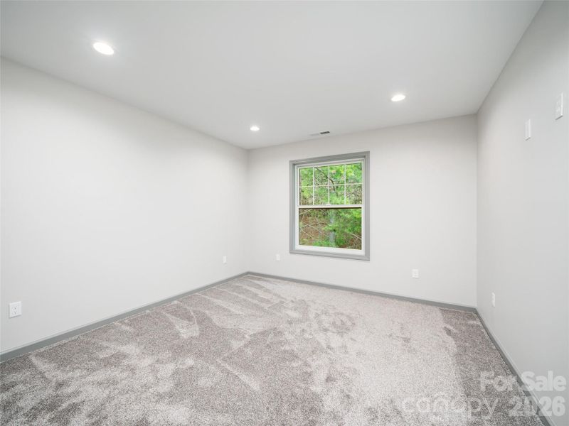 Spacious, unfurnished interior of a new home in , Burnsville (Image 32).
