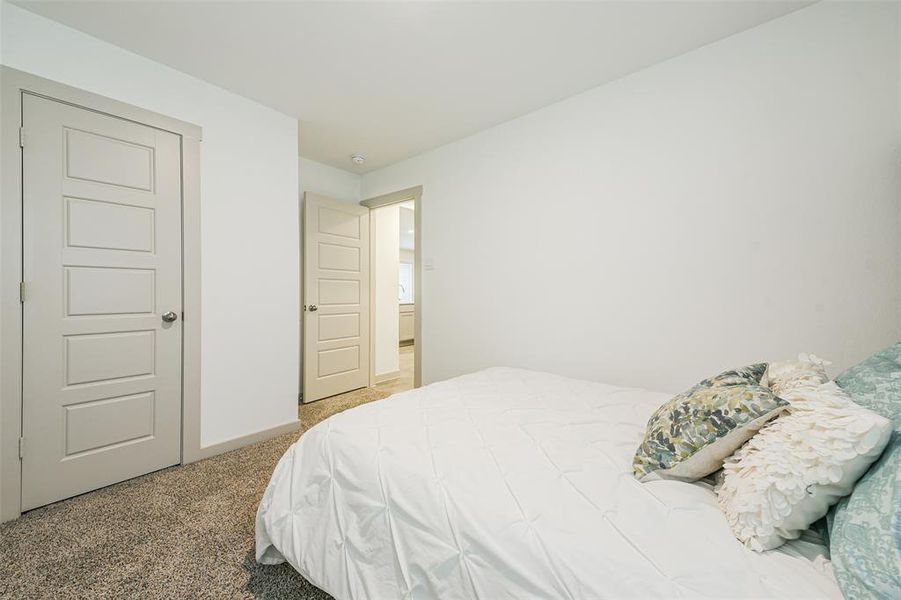 Image 31 of a home in City Gate.