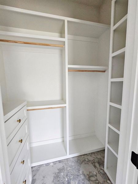 Spacious, unfurnished interior of a new home in , New Caney (Image 13).