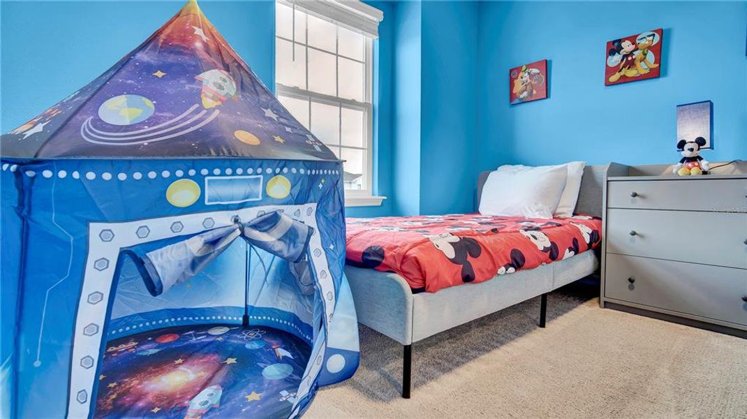 Furnished interior view inside a new home in , Davenport (Image 17).