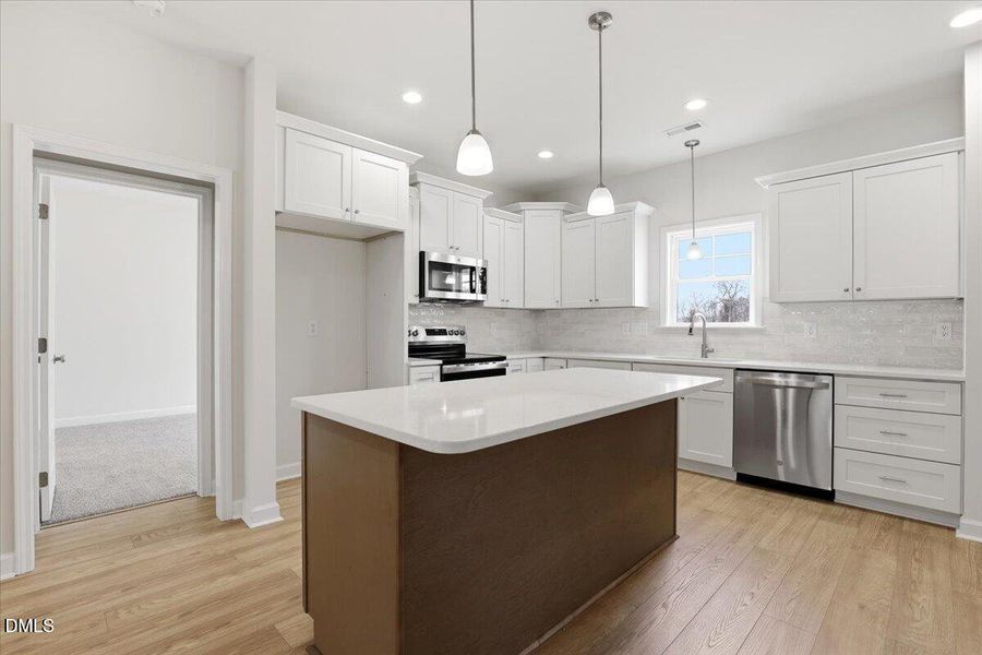 17-317 Creeks Edge Dr-17