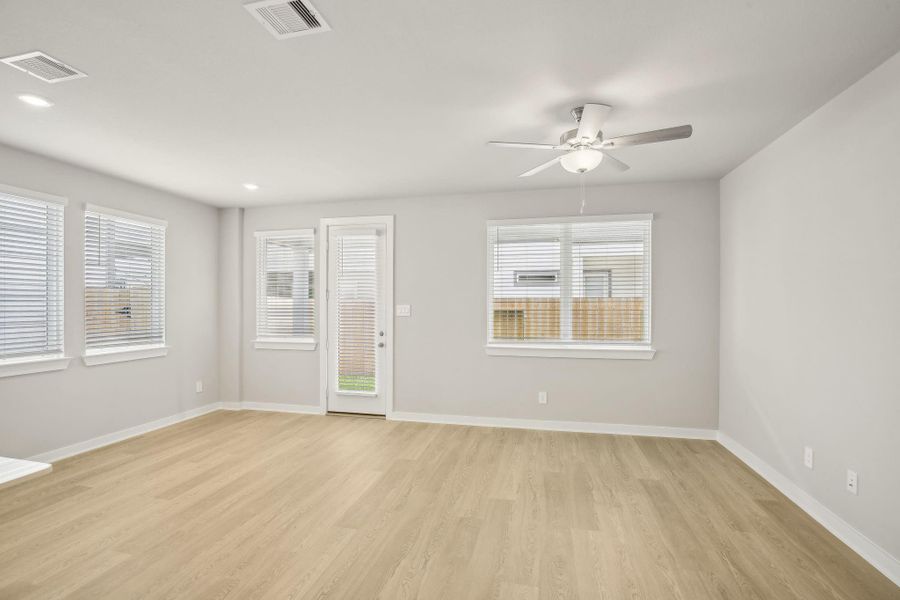 Photo is not of the actual home but is an inspirational photo of builder’s model home and may depict options, furnishings, and/or decorator features that are not included. Photo is not of the actual home but is an inspirational photo of builder’s model home and may depict options, furnishings, and/or decorator features that are not included.